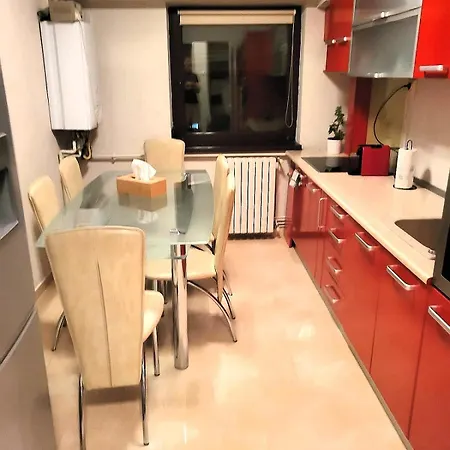 No. 15 - Amarilia Apartment *